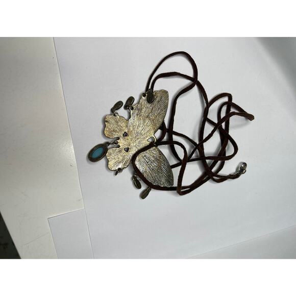 Butterfly necklace turquoise blue silver tone pendant on brown cord suede - Picture 7 of 10
